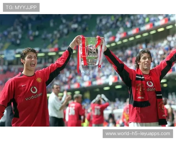 曼联启动“青春回归”计划，旧将回购列入讨论