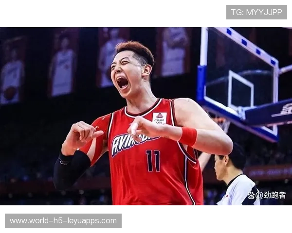 球员回归母队 出场表现备受球迷期待，球员回归cba